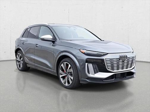 2025 Audi SQ6 e-tron Prestige quattro