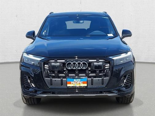 2026 Audi Q7 55 Premium Plus