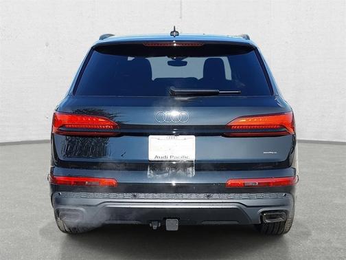 2026 Audi Q7 55 Premium Plus