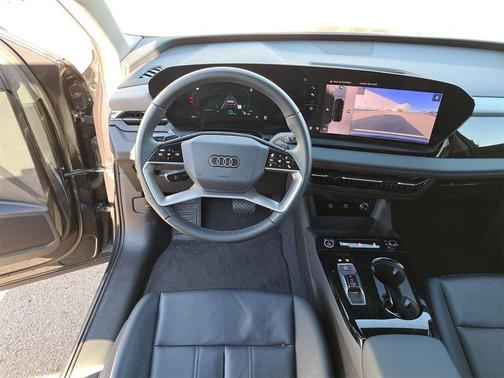 2025 Audi Q6 e-tron Premium quattro