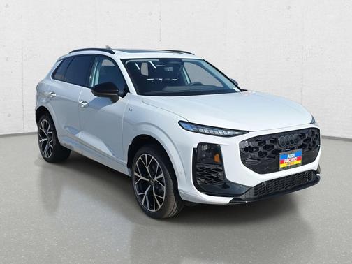 2026 Audi Q3 S line