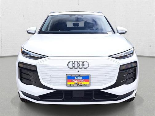 2025 Audi Q6 e-tron Premium