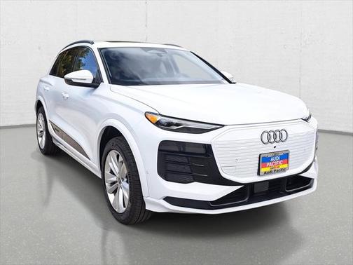 2025 Audi Q6 e-tron Premium