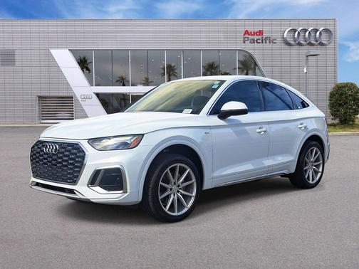 Glacier White Metallic 2021 Audi Q5 45 Premium
