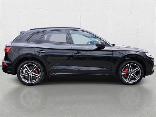 2025 Audi Q5 55 S line Premium Plus