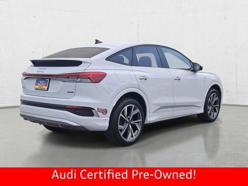 Glacier White Metallic 2023 Audi Q4 e-tron Prestige 50 quattro