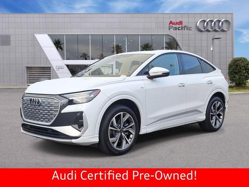 Glacier White Metallic 2023 Audi Q4 e-tron Prestige 50 quattro