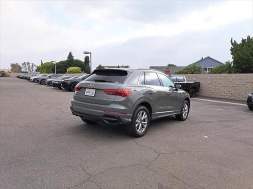 2022 Audi Q3 45 S line Premium