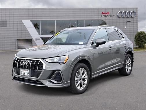 2022 Audi Q3 45 S line Premium