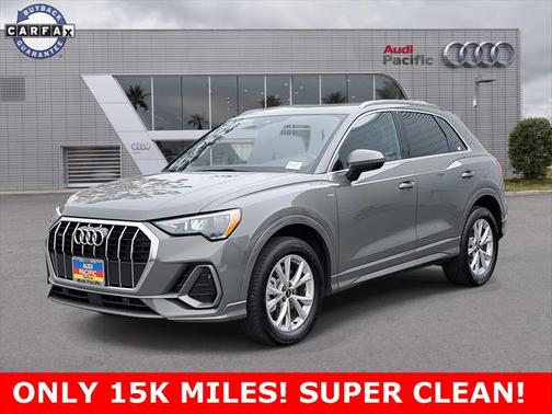 2022 Audi Q3 45 S line Premium