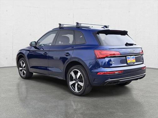 2022 Audi Q5 45 S line Prestige