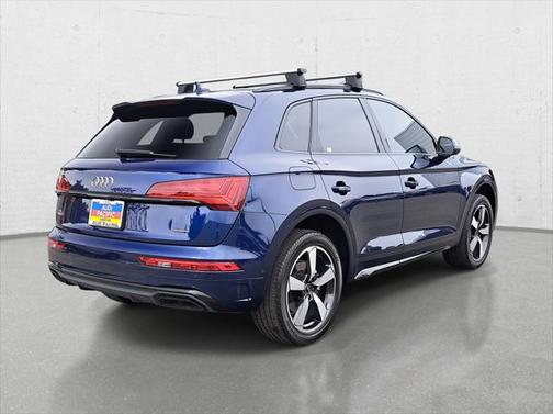 2022 Audi Q5 45 S line Prestige