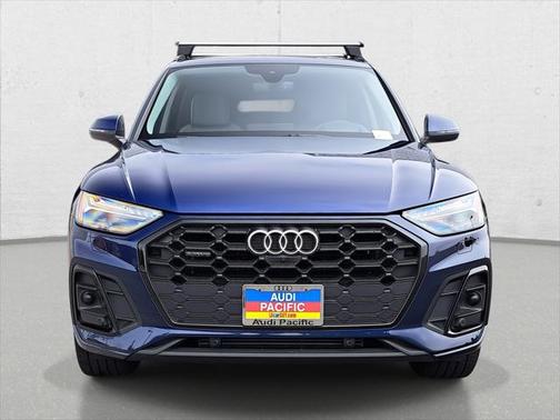 2022 Audi Q5 45 S line Prestige