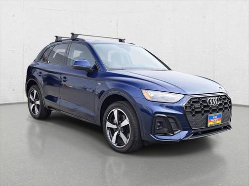 2022 Audi Q5 45 S line Prestige