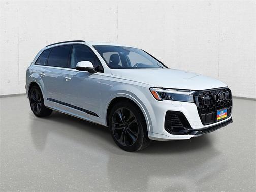 2026 Audi Q7 55 Premium Plus