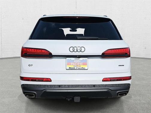 2026 Audi Q7 55 Premium Plus