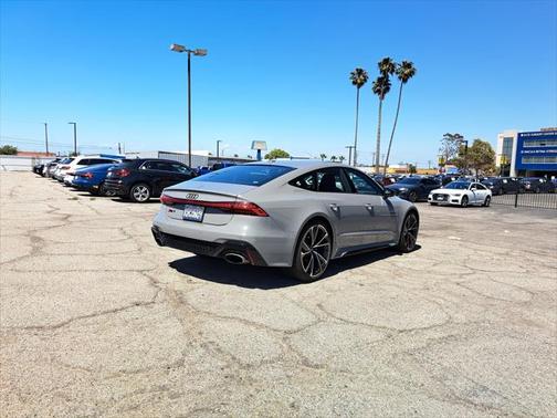 2023 Audi RS 7 4.0T