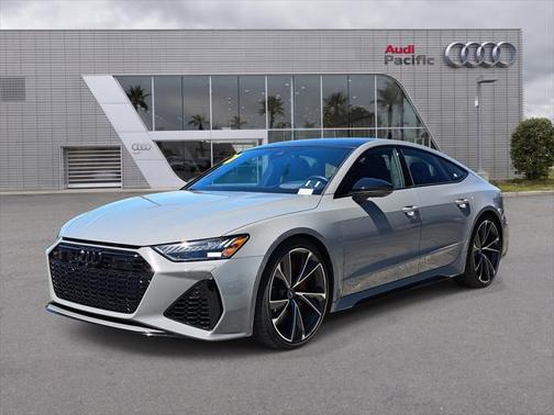 2023 Audi RS 7 4.0T