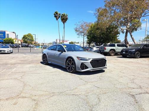 2023 Audi RS 7 4.0T