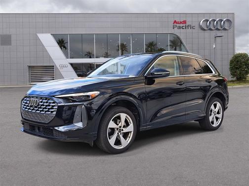 2025 Audi Q5 Premium Plus TFSI quattro S tronic