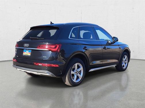2023 Audi Q5 40 Premium