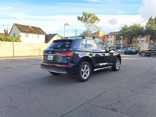 2023 Audi Q5 40 Premium