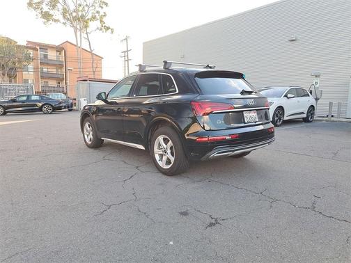 2023 Audi Q5 40 Premium