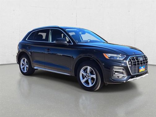 2023 Audi Q5 40 Premium