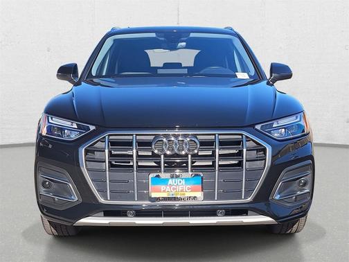 2023 Audi Q5 40 Premium