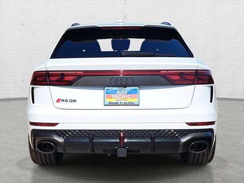 2025 Audi RS Q8 4.0T