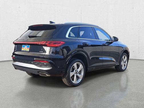 2025 Audi Q5 Premium Plus TFSI quattro S tronic