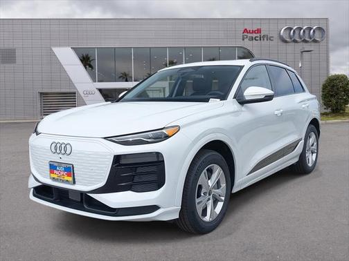 2025 Audi Q6 e-tron Premium