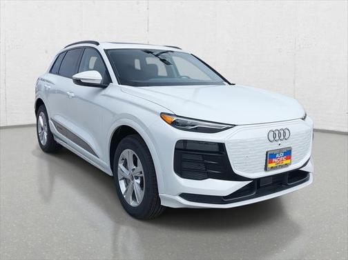 2025 Audi Q6 e-tron Premium