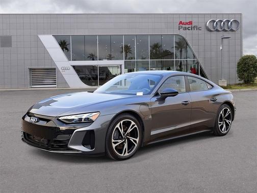 2022 Audi e-tron GT Premium Plus