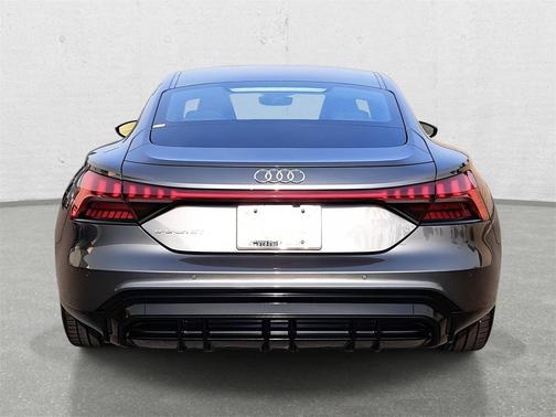 2022 Audi e-tron GT Premium Plus