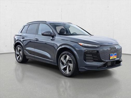 2025 Audi Q6 e-tron Premium Plus quattro
