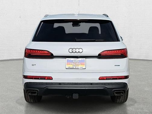 2026 Audi Q7 55 Premium Plus