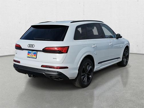 2026 Audi Q7 55 Premium Plus