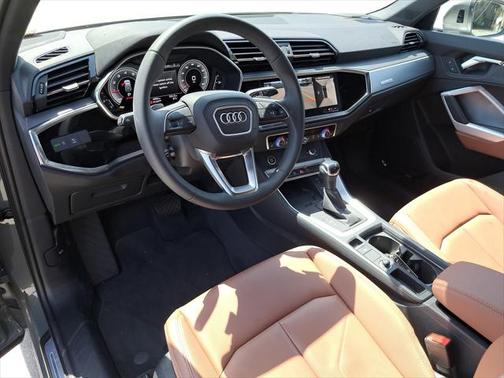2024 Audi Q3 45 S line Premium Plus