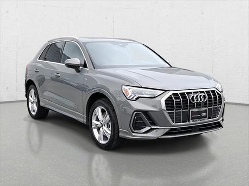2024 Audi Q3 45 S line Premium Plus