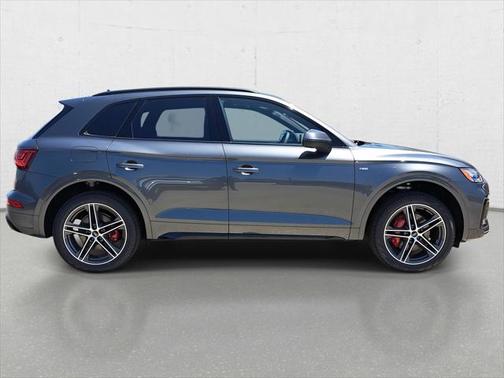 2025 Audi Q5 55 S line Premium Plus