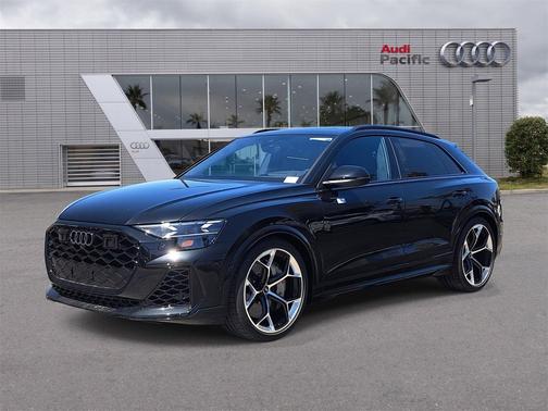 2025 Audi RS Q8 4.0T