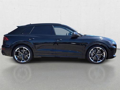 2025 Audi RS Q8 4.0T