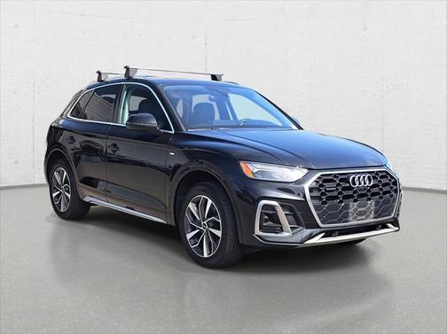 2022 Audi Q5 45 S line Premium Plus