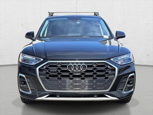 2022 Audi Q5 45 S line Premium Plus