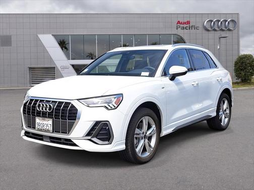 2024 Audi Q3 45 S line Premium Plus