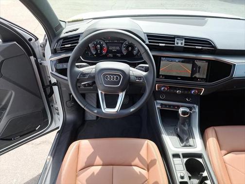 2024 Audi Q3 45 S line Premium Plus