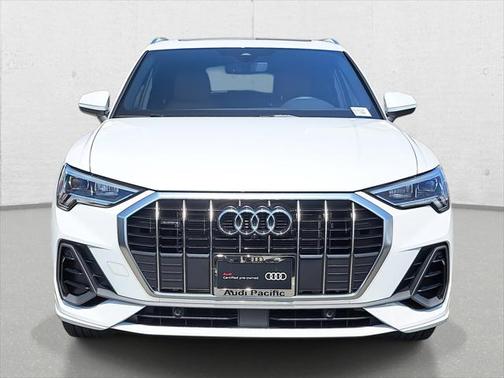 2024 Audi Q3 45 S line Premium Plus