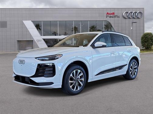 2025 Audi Q6 e-tron Premium Plus quattro