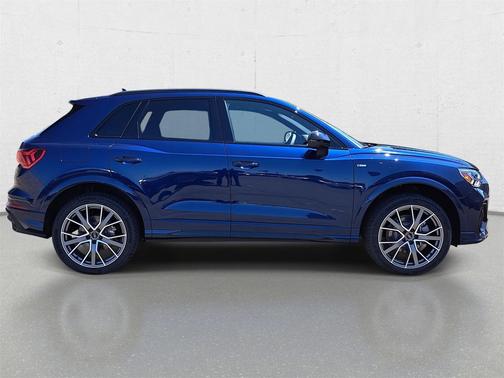 2025 Audi Q3 45 S line Premium Plus